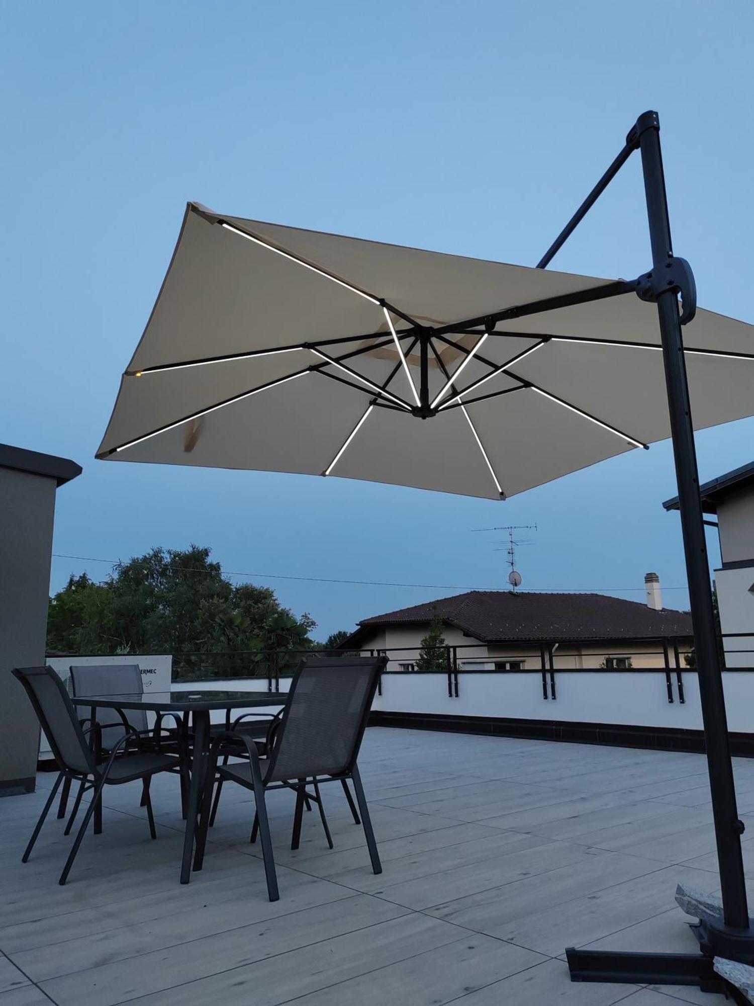 La Terrazza - Very Quiet - Free Park - 3 Min From Varese Center And Lake - Air Conditioning - Cycling Friendly Exteriör bild